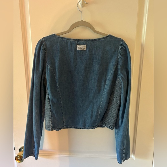 Levi’s Ophelia Denim Corset Blouse - Picture 6 of 9